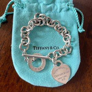 100% Authentic Tiffany heart toggle bracelet